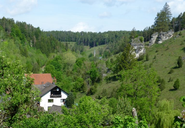 Über Jurahöhen duchs Kleinziegenfelder Tal