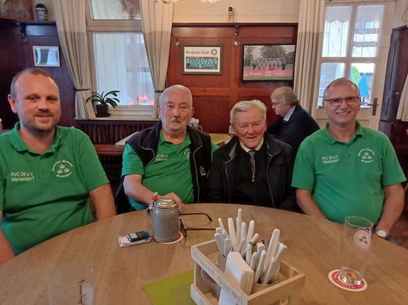 Wir gratulieren unserem Ehrenmitglied Jakob Pfister zu seinem 90. Geburtstag